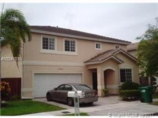 Foto principal - 10832 NW 53rd Ln