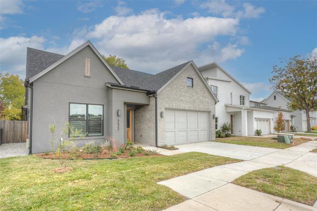 Building Photo - 5622 Oaks Ln