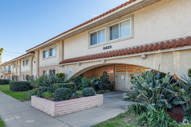 Building Photo - CPA - Casa Patrina