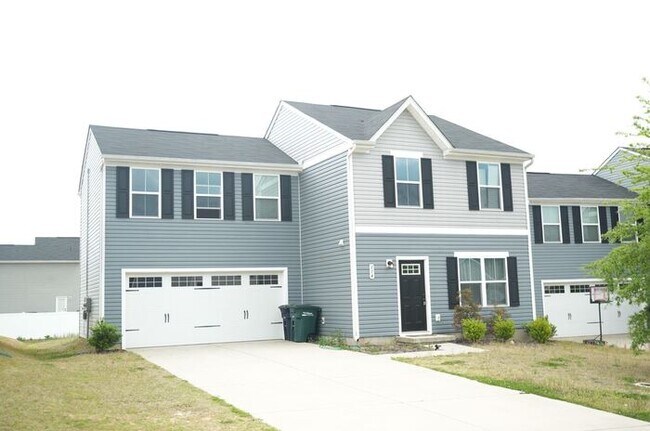 Building Photo - Fabulous 4 Beds 2.5 Baths in Troutman