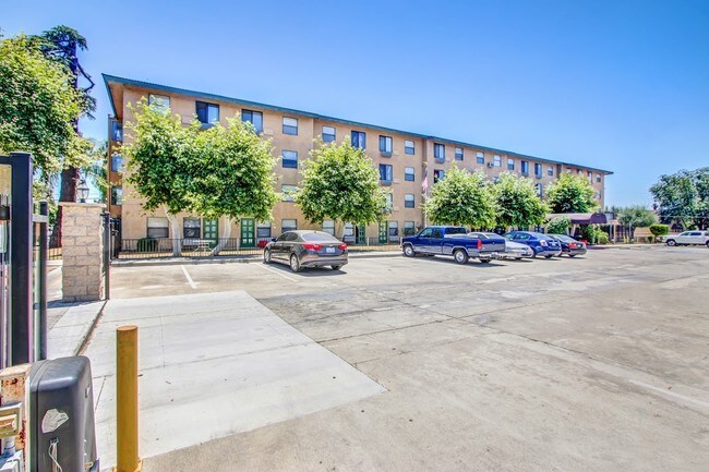 Foto del edificio - Bernardine Senior Independent Living