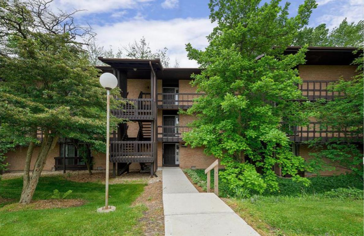 Building - 5503 Lakeside Dr