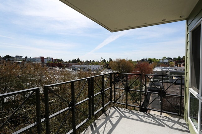 Interior Photo - Towers on Greenwood