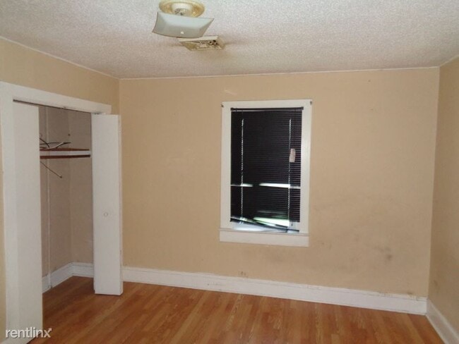 Building Photo - 2 br, 1 bath House - 1111 W Cawson St
