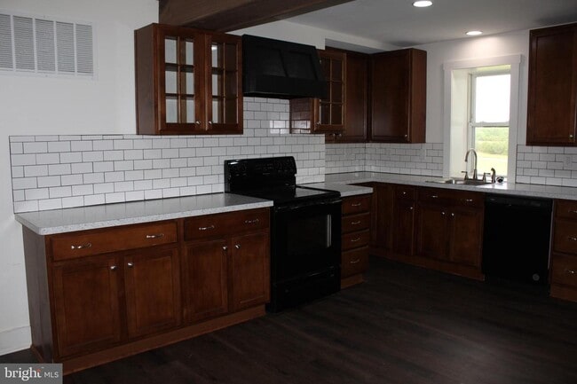 Building Photo - 15210 Motters Station Rd