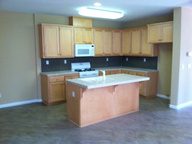 Foto del edificio - 760 Greentree Cir