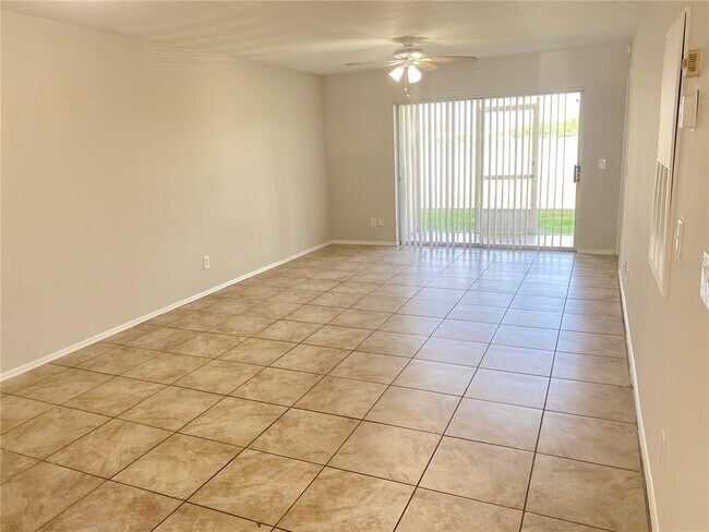 Foto del edificio - 13814 Timberbrooke Dr
