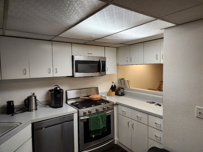 Building Photo - 11630 Chenault St