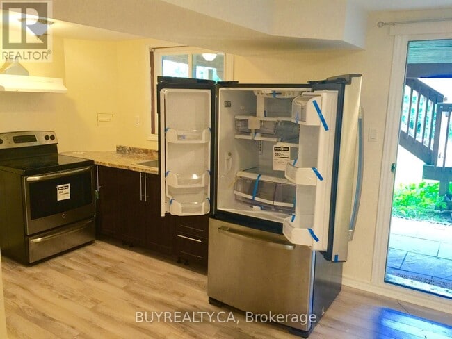 Building Photo - 85 October Ln