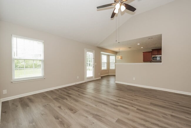 Building Photo - 3003 Aruna Ct