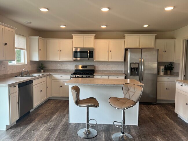 Foto del edificio - 1735 Bayberry Ln