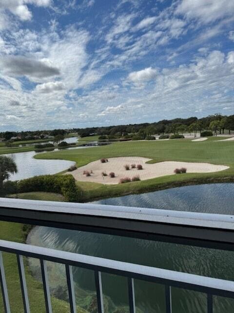 Foto del edificio - 2421 Village Blvd