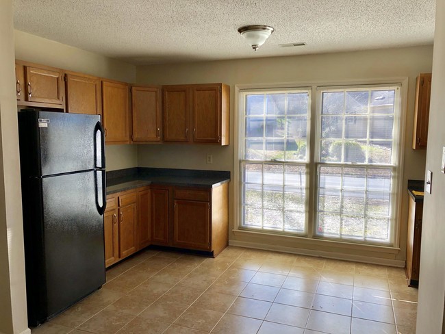 Foto del edificio - 7019 Stoneridge Rd