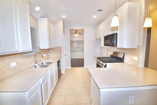 Foto del edificio - 2706 Sable Ridge Ln