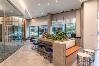 Interior Photo - Heritage Plaza