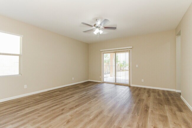 Foto del edificio - 7024 S 78th Dr