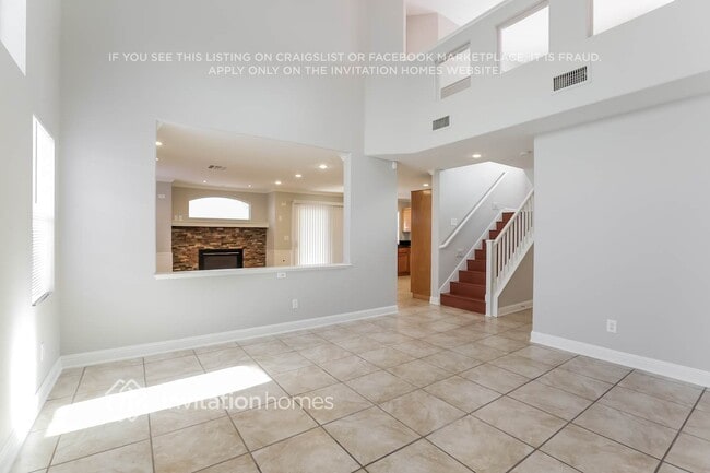 Foto del edificio - 904 Autumn Royal Ln