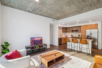 Building Photo - 222 E Jefferson St