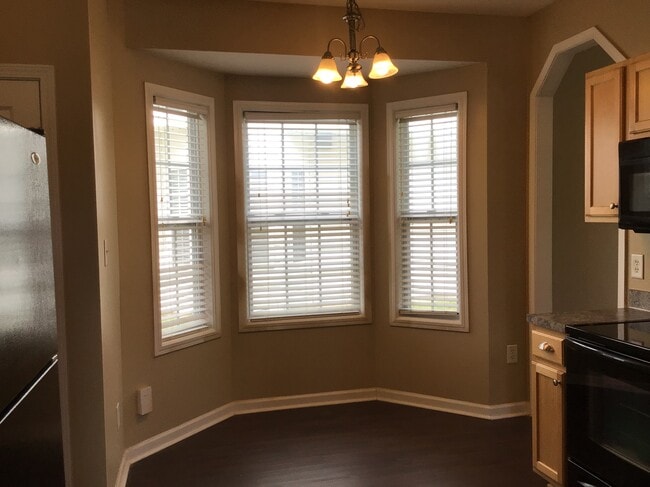 Building Photo - 4049 Alder Grove Ln