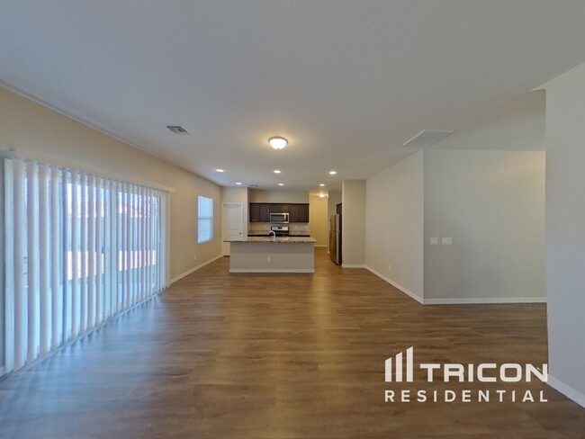 Foto del edificio - 4640 W Saddlebush Way