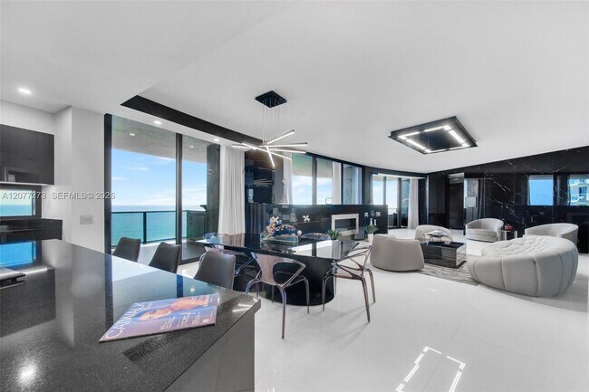 Foto del edificio - 18555 Collins Ave
