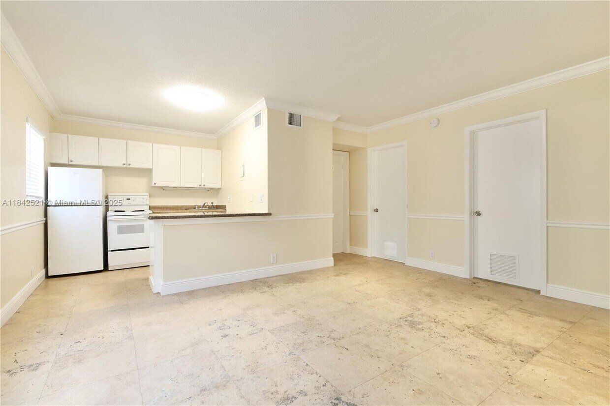 Primary Photo - 1429 SW 9th St