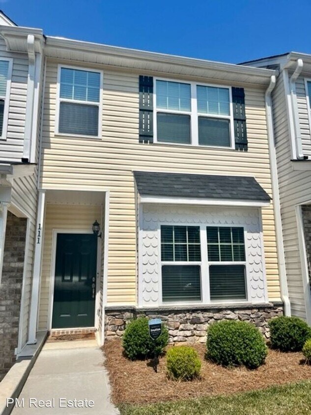 Foto principal - 2 br, 2.5 bath House - 111 Summerland Drive