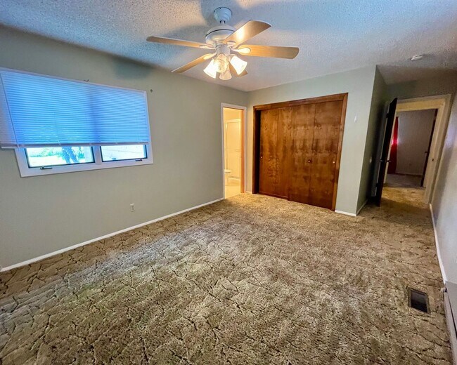 Building Photo - Corner lot home with a double car garage