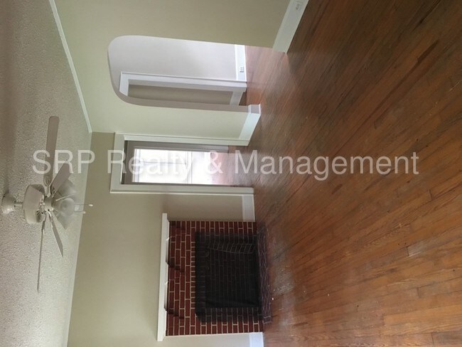 Building Photo - 1731 Armstrong Park Dr