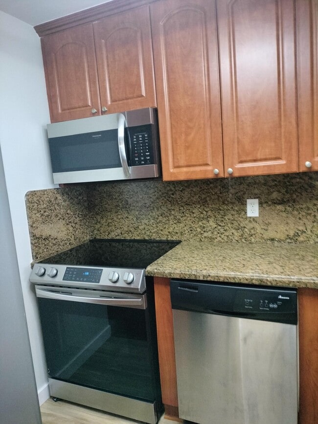 Building Photo - 501 Three Islands Boulevard