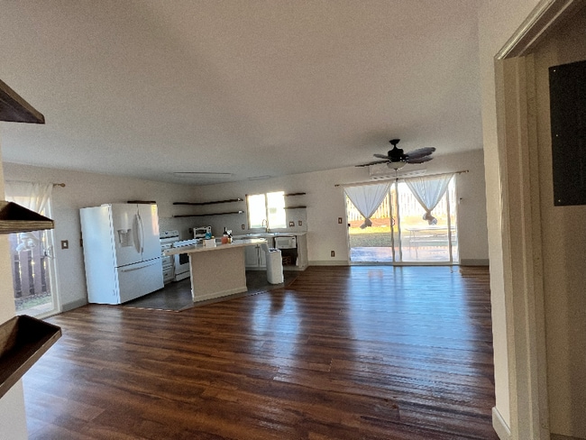 Building Photo - 4381 Olali St