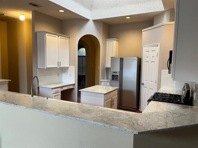 Building Photo - 10004 Belfort Dr