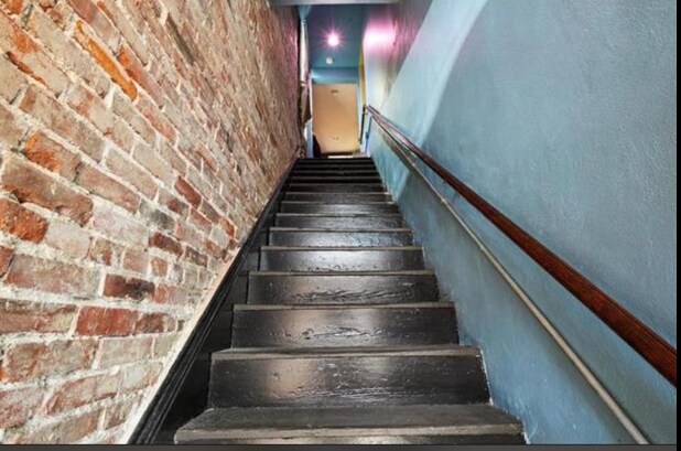 Building Photo - 1116 W 24 St