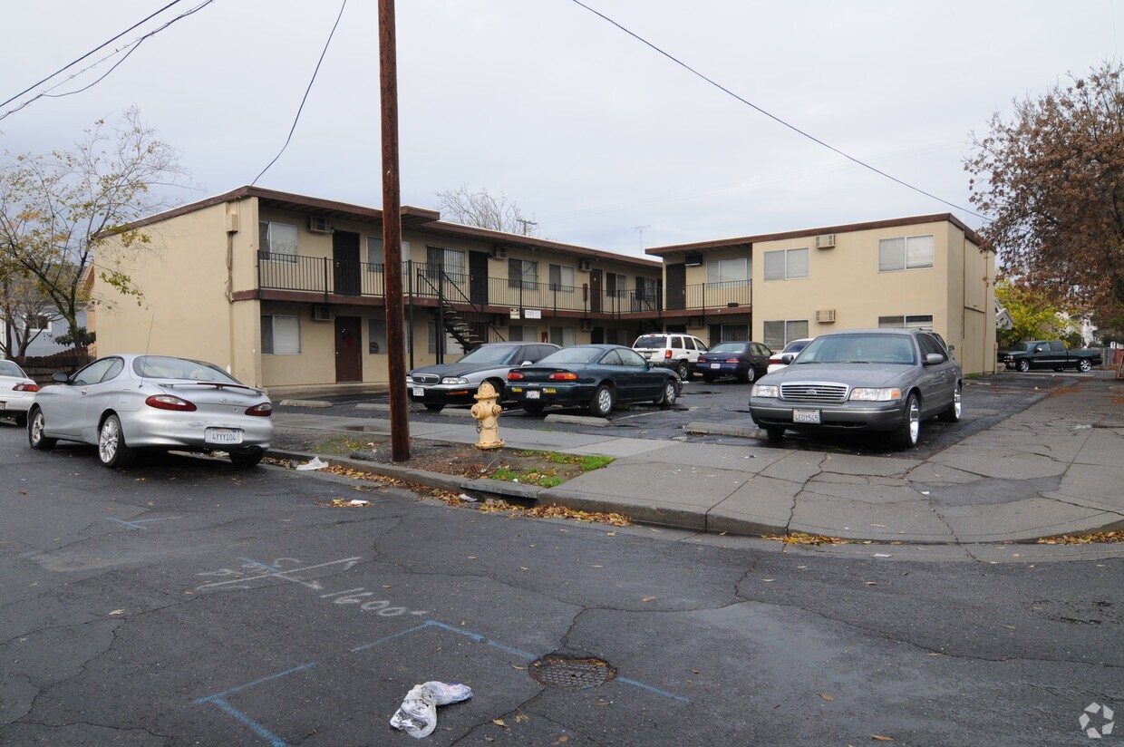 Building Photo - 1139 California St