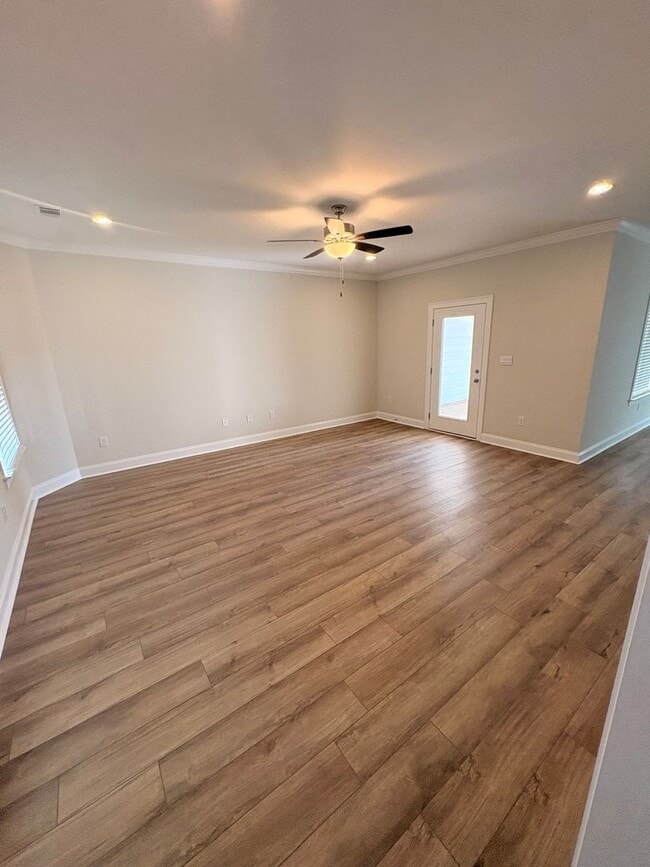 Foto del edificio - 104 Alva Ct