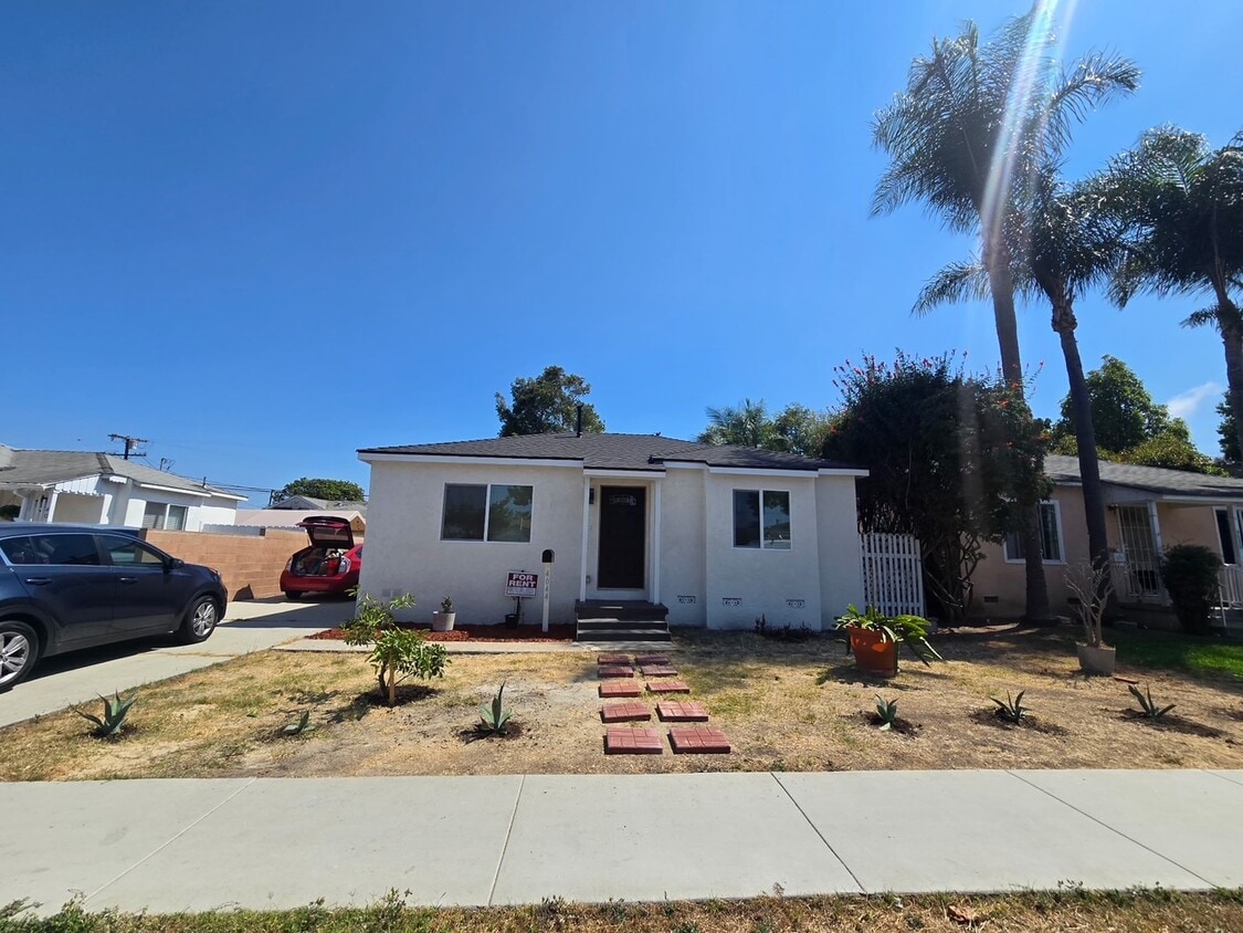 Primary Photo - 4044 167th St