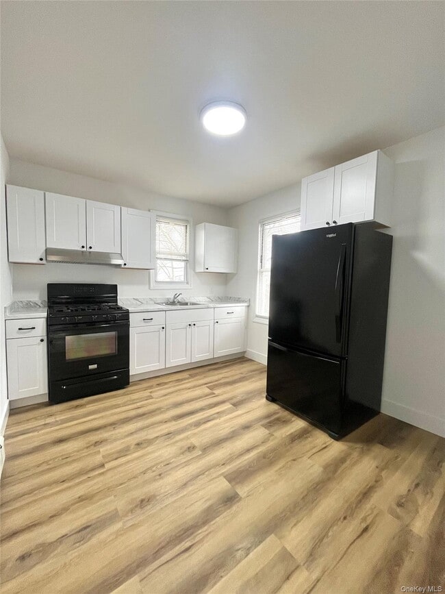 Foto del edificio - 123 Clinton Ave