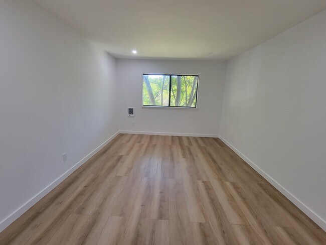 Foto del interior - 2011 Market Ave