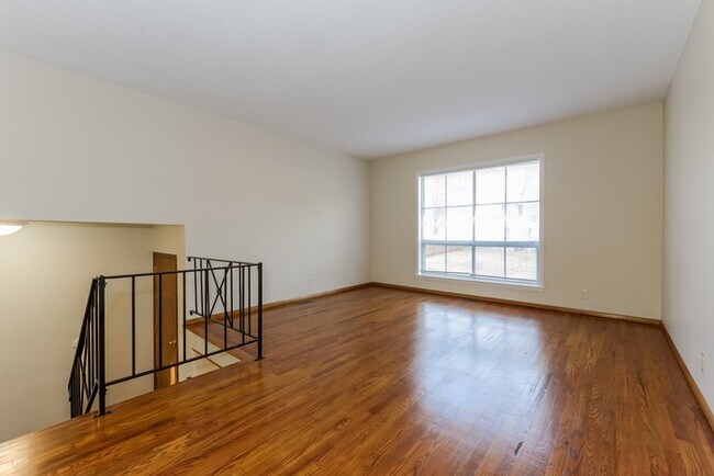 Foto del edificio - Cozy 4 bedroom, 2 bath