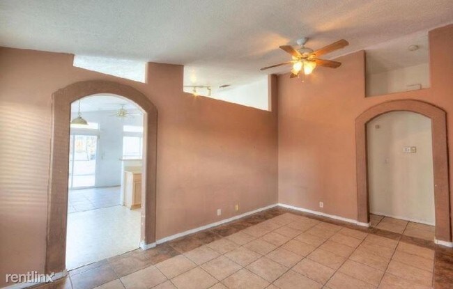 Building Photo - 3 br, 2 bath House - 10509 Rockcliff Ct. NW