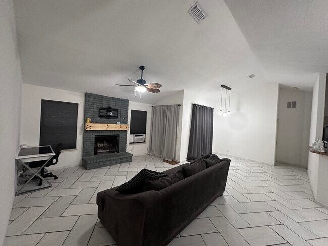 Foto del edificio - 7342 Sunscape Way