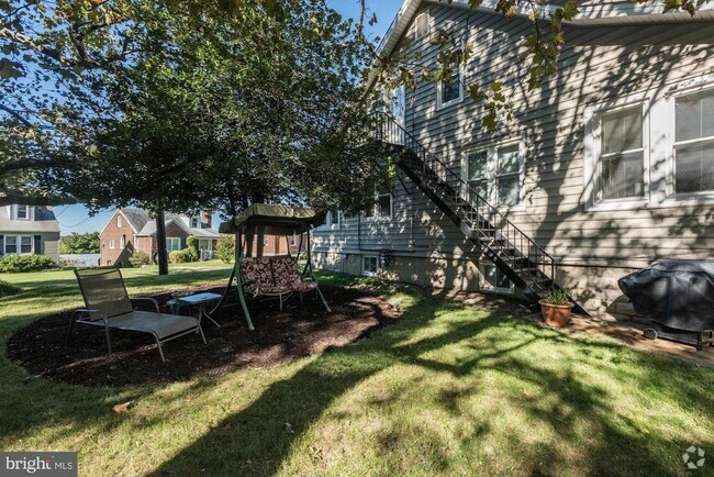 Building Photo - 4308 Ridge Rd