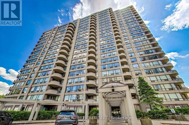 Photo du bâtiment - 5765 Yonge St