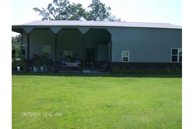 Building Photo - 729 E Diedrick Ln