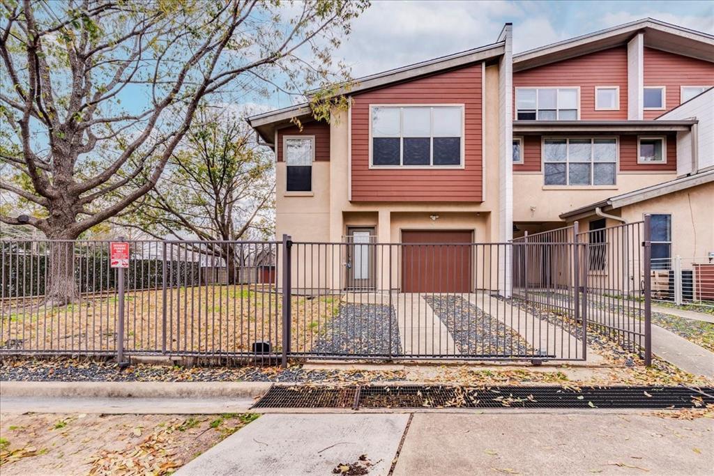 Foto principal - 2608 E 6th St