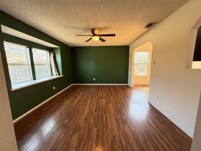 Foto del edificio - 6200 Boxcar Run