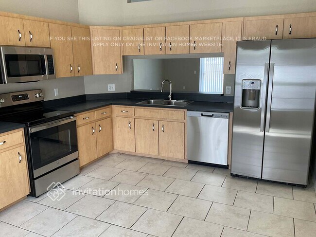 Foto del edificio - 8340 Split Creek Cir