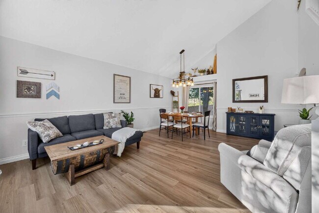 Foto del edificio - Spacious 4 Bed, 3 Bath Home in the Heart Of Parker, Colorado!