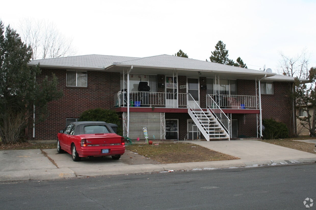 Primary Photo - 1605 Dotsero Ave