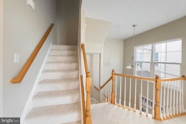 Foto del edificio - 44180 Shady Glen Terrace